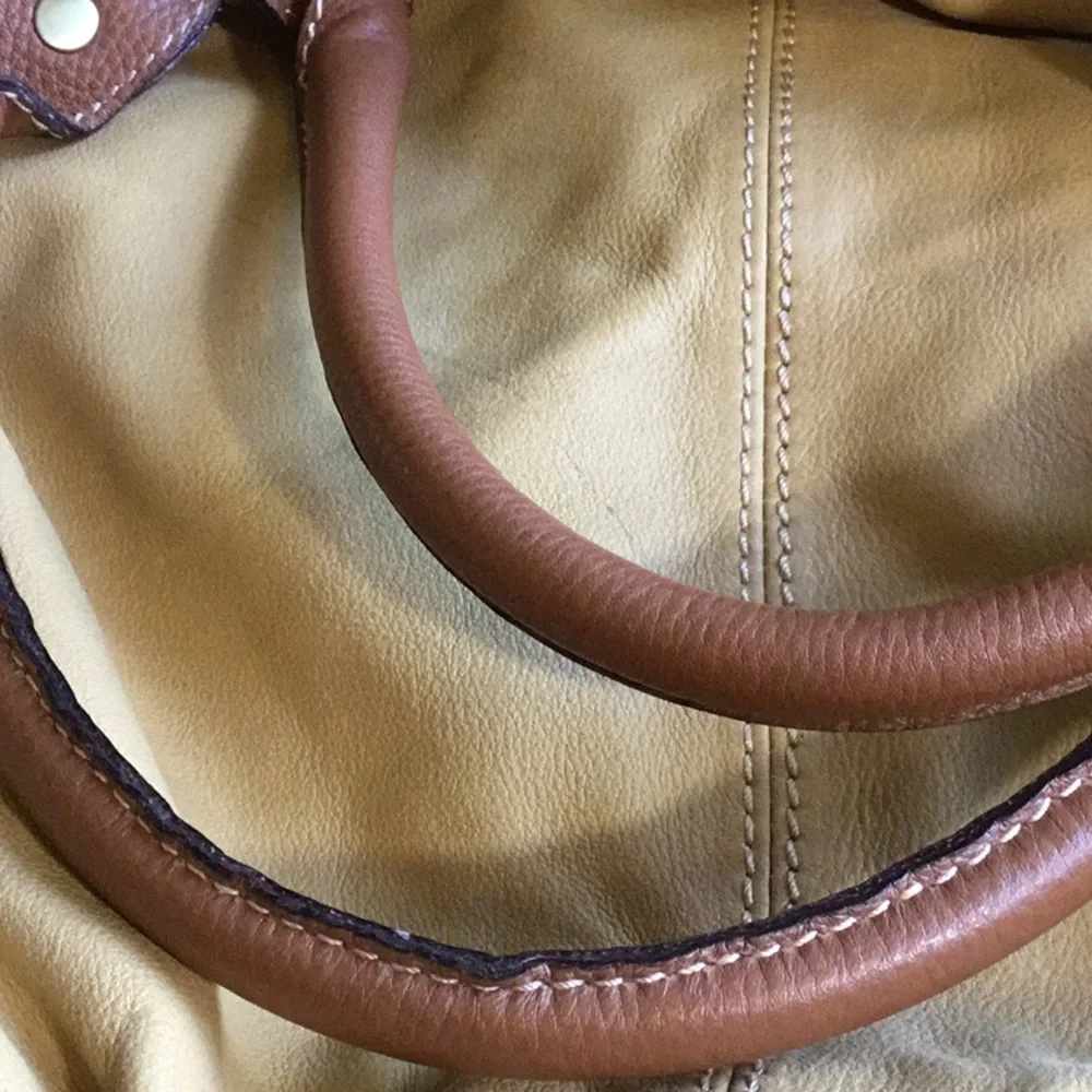 Coldwater Creek Buff Yellow Leather Hobo Bag